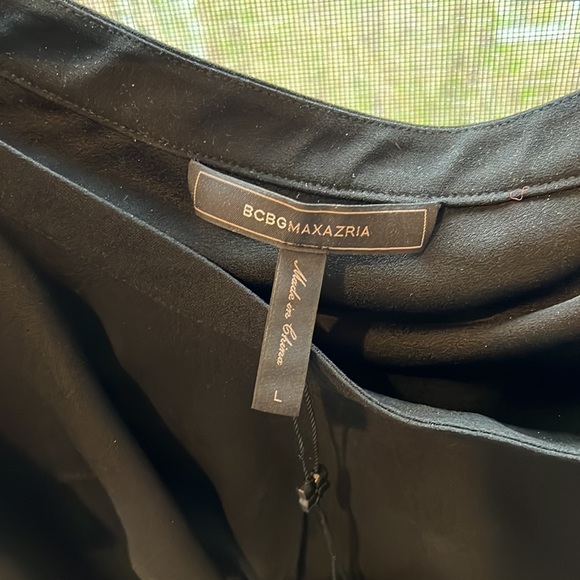 BCBG Brand new with tag BCBG cold should top. - Picture 7 of 11